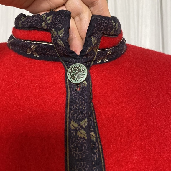 Vtg 80’s Suttles and Seawinds red boiled wool duffle coat! Print fabric trims M - Picture 11 of 17